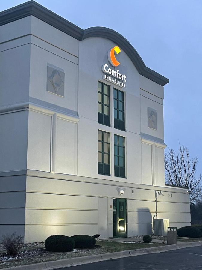 Comfort Inn & Suites Grand Blanc-Flint Exterior photo
